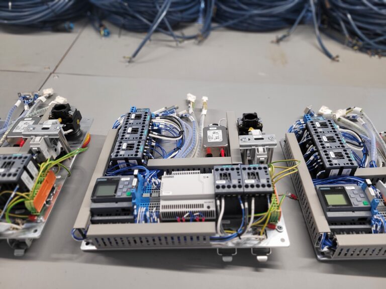 Elektrotechnische Baugruppen in der Montage